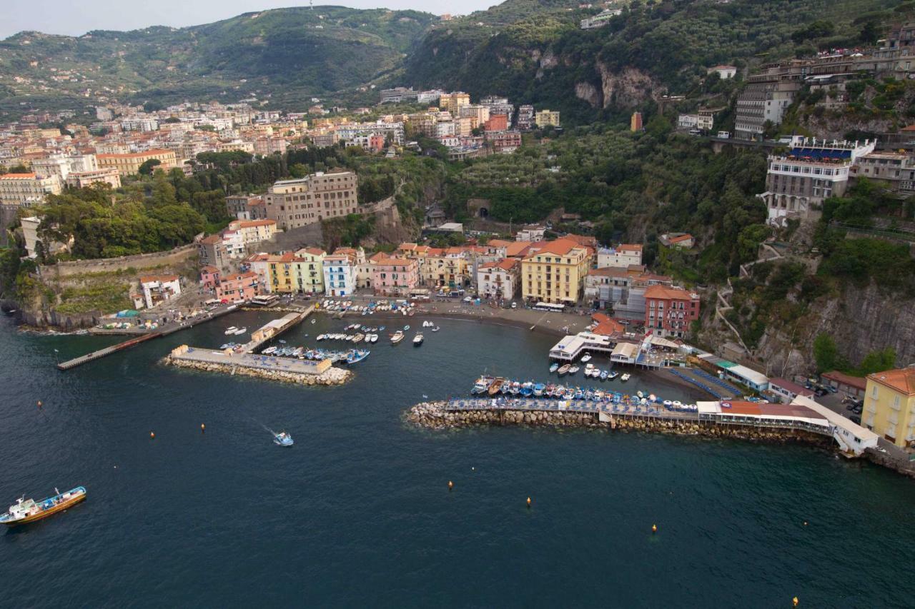 Cafiero Flat Apartman Sorrento Kültér fotó